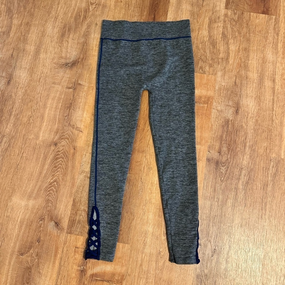 Grey Tights - Picture 4 of 10